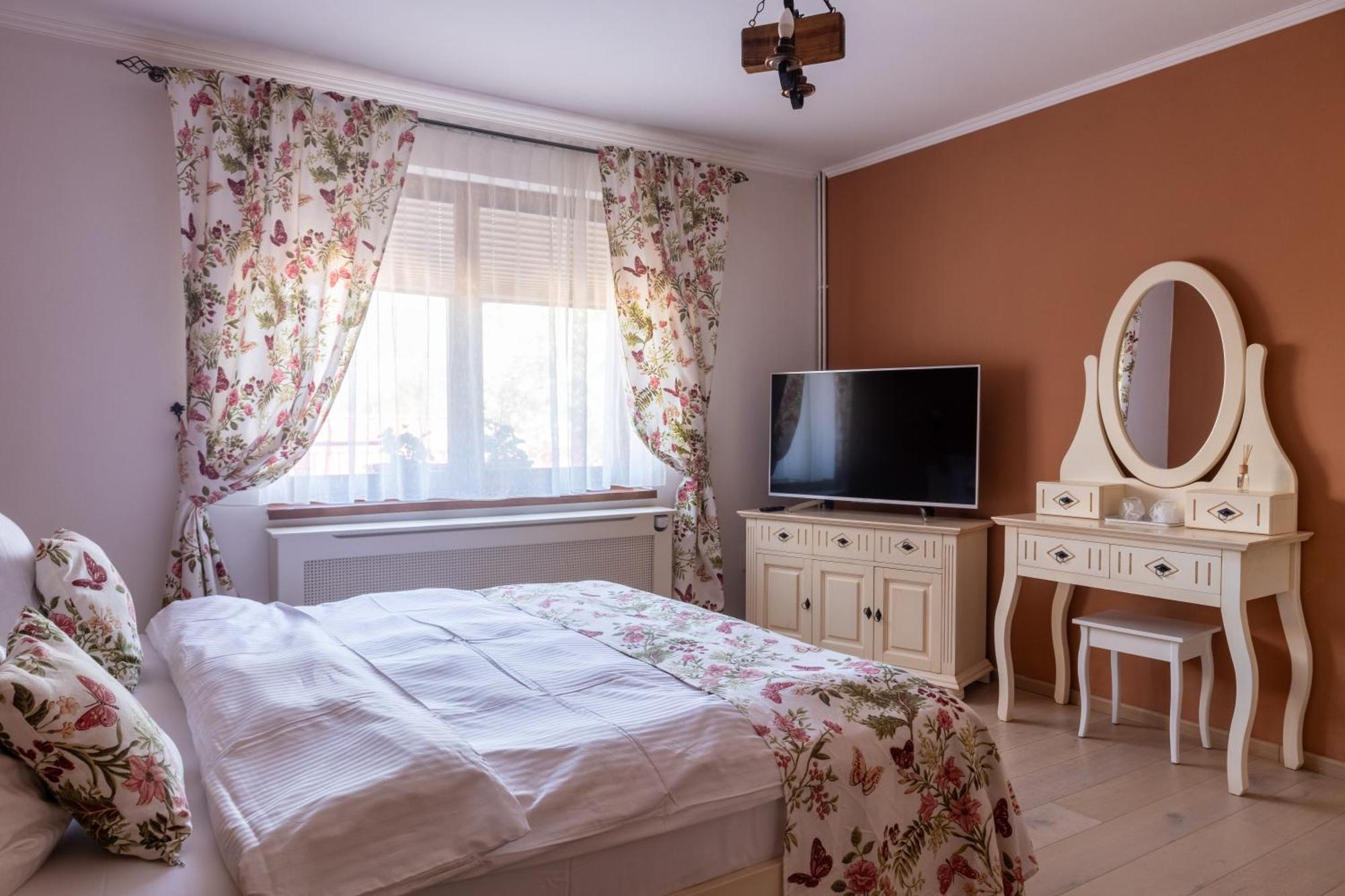 Vila Crisalia Sibiel -Sibiu (Adults Only) Hotel Eksteriør billede