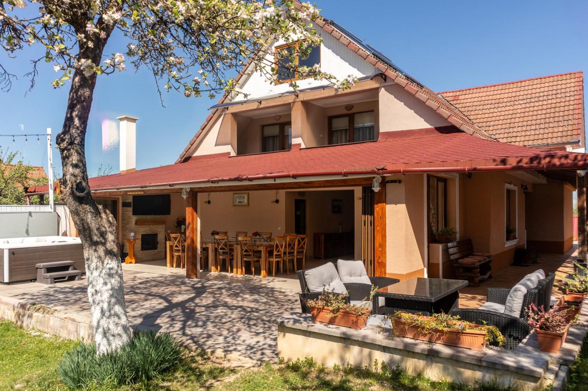 Vila Crisalia Sibiel -Sibiu (Adults Only) Hotel Eksteriør billede